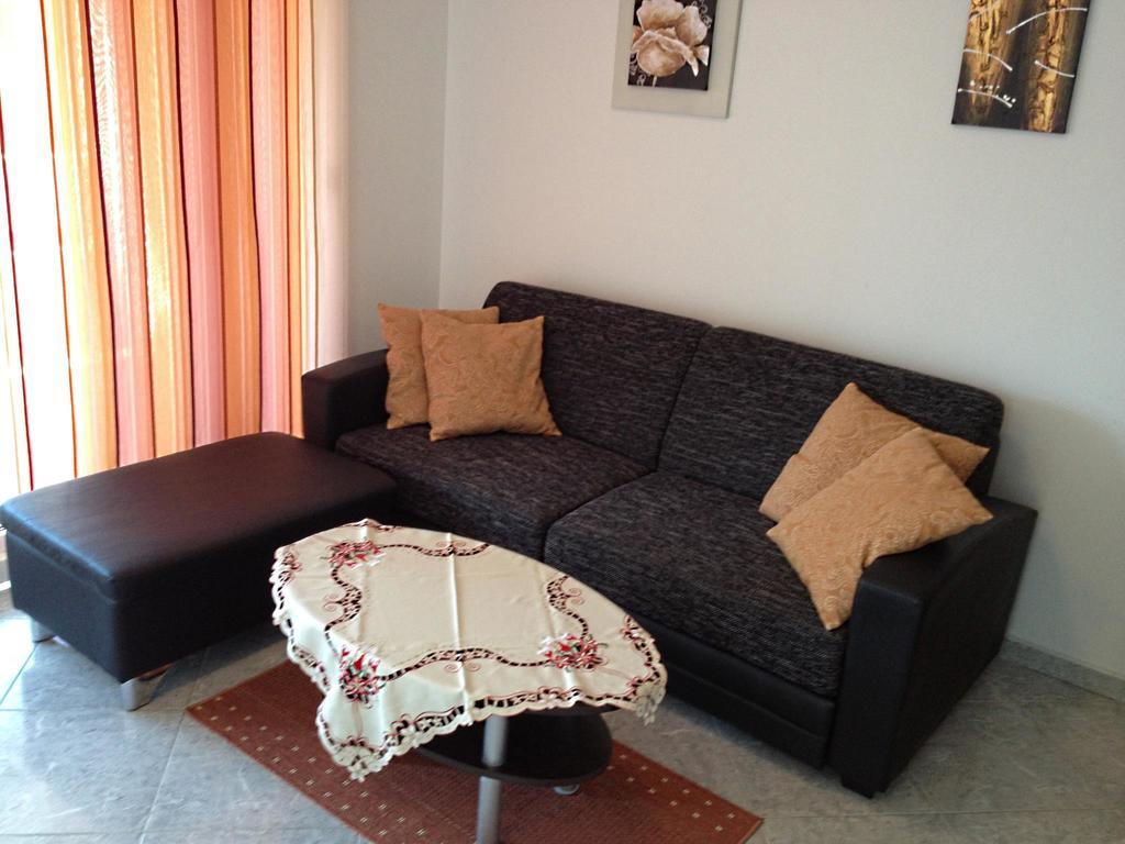 Kristian Apartments Ποντστράνα Εξωτερικό φωτογραφία